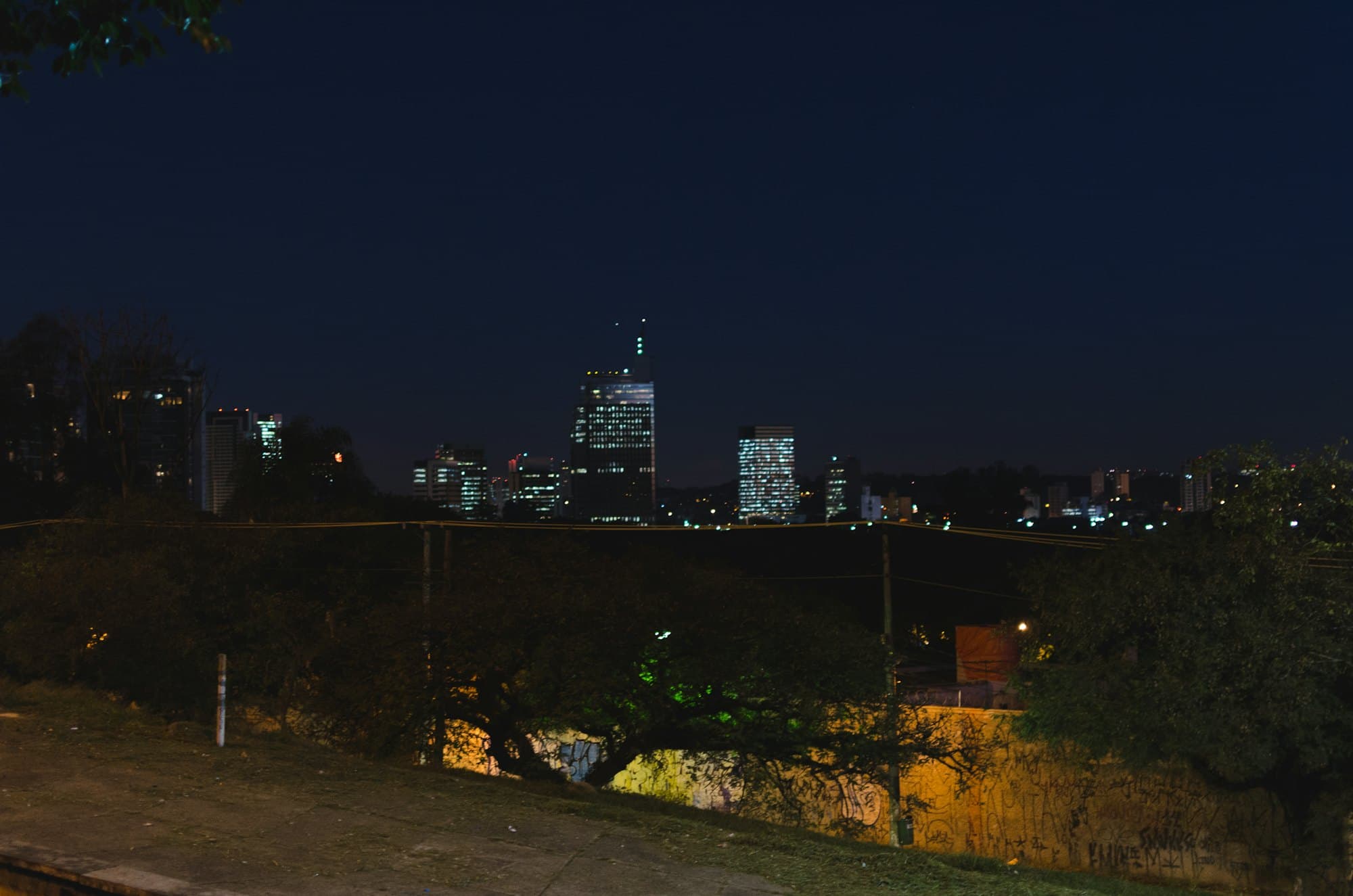 Horizonte de São Paulo à noite
